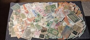 VELKÝ KONVOLUT BANKOVEK 250Ks