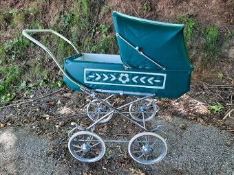 Prodám starý dětský kočárek Liberta