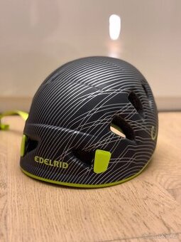 Edelrid detska helma - rychlo upinaci ; lezeni