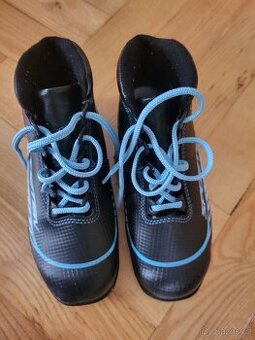 boty na běžky vel 34