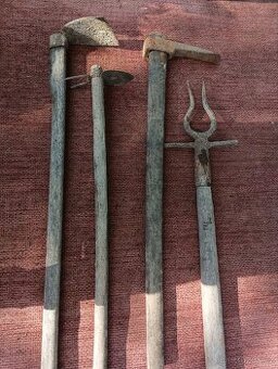 Staré zahradní nářadí