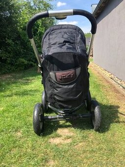 Sportovní kočárek MUTSY