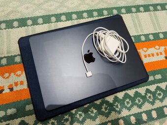MacBook Air 15 M2 256gb