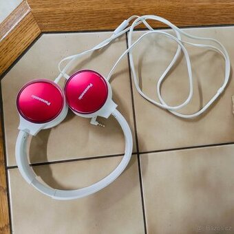 Kabelová sluchátka Philips