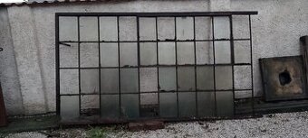 Tovární okno 292x165