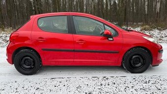 Peugeot 207 1.4i 70 kW kup ČR 11/2008 nájezd 67 tis.KM
