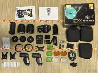 Nikon D700 s příslušenstvím