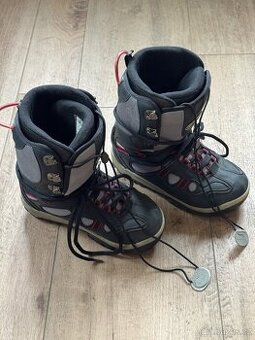 Boty na snowboard