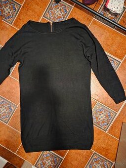 Pěkné dámské šaty (dlouhý svetr) vel.42