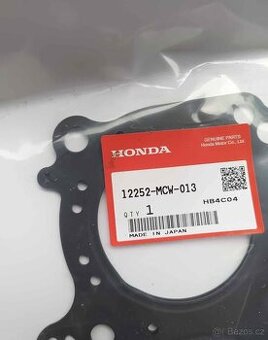 Těsnění pod hlavy Honda VFR 800