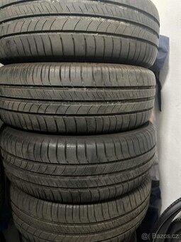 Letni pneu Michelin 205/60/16