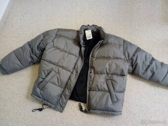 Modní dámská bunda