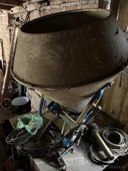 Rozmetadlo na hnojivo za traktor