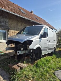 mercedes sprinter na náhradní díly 906KA30