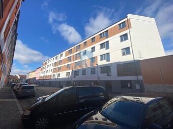 Pronájem bytu 1+KK, 50 m2, Plzeň - Slovany, ulice Rejskova, 