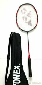 Prodám zánovní badmintonovou raketu YONEX Arcsaber 11 Play