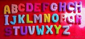 Háčkovaná abeceda a písmena