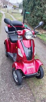 Invalidní elektrický skůtr