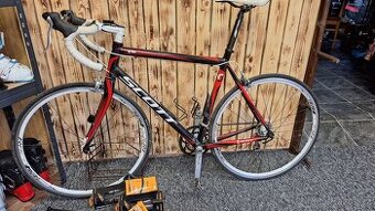 Silniční kolo SCOTT S40 - 1