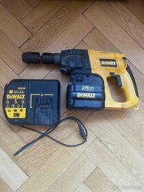 Dewalt Aku kombinované kladivo