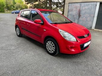 Hyundai i20, 1.2i, najeto 97 000 km, nová STK