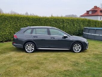 Volkswagen Golf 8 Alltrack 2.0TDi DSG 4x4 LED Virtual