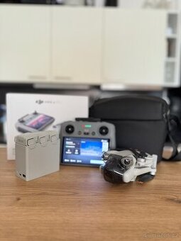 DJI Mini 4 Pro Fly more combo (DJI RC2)