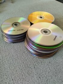 130 DVD české a zahraniční filmy - 1