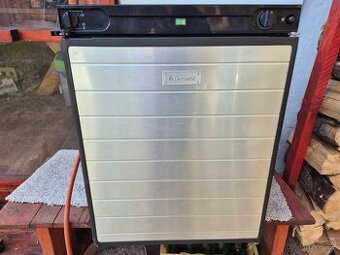 AUTOCHLADNIČKA Dometic 12V/230V/PLYN
