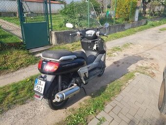 Yamaha Versity 300 - 1