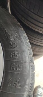 195/65 R15 4ks pneu za 800kc
