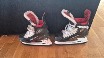 Brusle Bauer vapor x4 vel.6 fit2