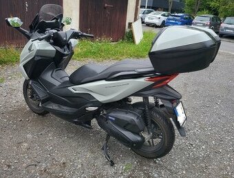 HONDA FORZA 125 , ABS