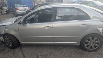 Toyota Avensis 1.8 , 2008r.v, benzínové motor, malý nájezd
