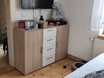 Skříň a komoda