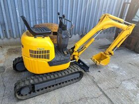 Minibagr Komatsu PC10