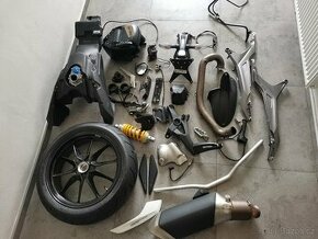 Ducati Hypermotard 939 Soubor dílů