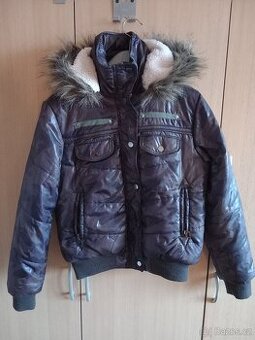 Zimní bunda zateplená unisex  vel. 152 skoro nová