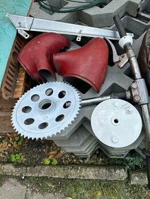 Nahradni díky použité na Jawa 555