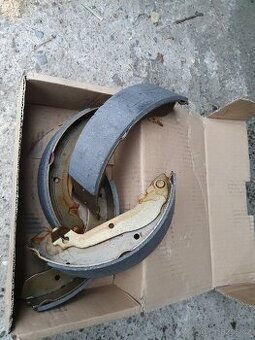 Brzdové čelisti Ford SIERRA