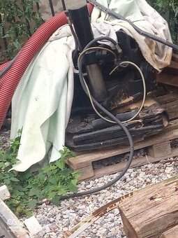 Prodám rotačni hlavu Volvo ew 160