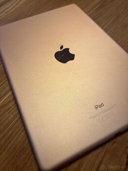 Apple iPad Air 64GB Wi-Fi zlatý (2019)
