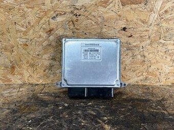 ŘÍDICÍ JEDNOTKA MOTORU MERCEDES W211 2.2 CDI A6461509878