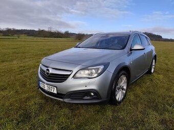 Opel Insignia 2.0 CDTI (125kw),4x4 Country Tourer
