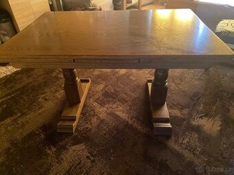 Jídelní stůl z masivu - 1