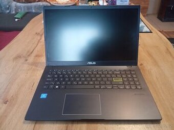 Notebook s herním setem - 1