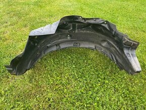 podběh přední pravý Land Rover Discovery 3