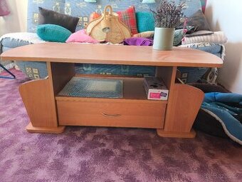 Stolek do obývacího pokoje