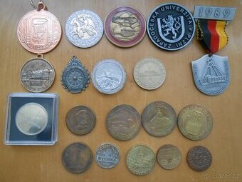 Různé pamětní mince 26kusů - kusy a stav foto