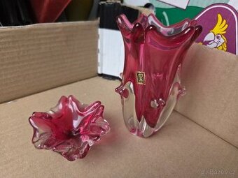 Vázička a popelník